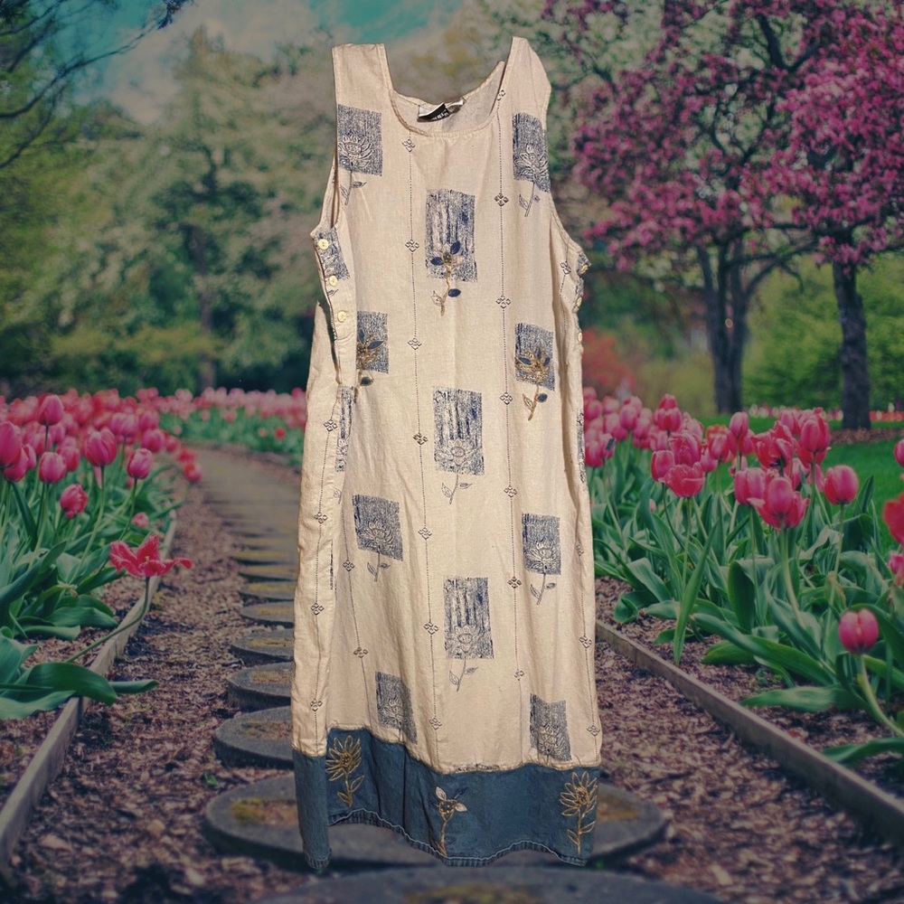 Vintage 90s Floral embroidered dress w jacket